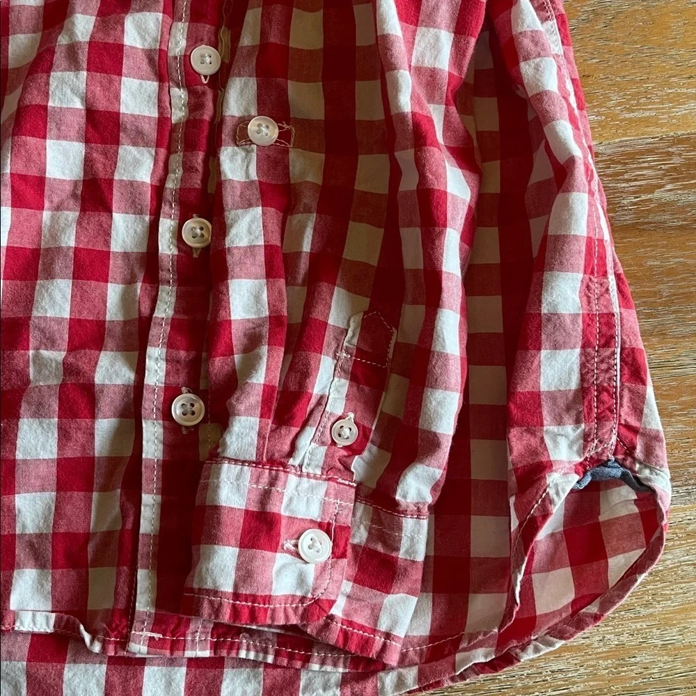 GAP Red and White Checkered Kids Button Down Shirt SZ 5